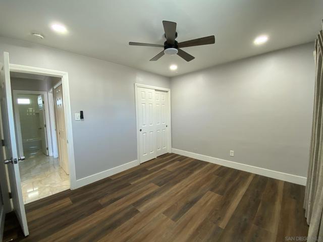 4384 Clairemont Dr, San Diego CA: https://media.crmls.org/mediaz/ce983ce2-d43d-4b83-b5db-57d6792dd872.jpg