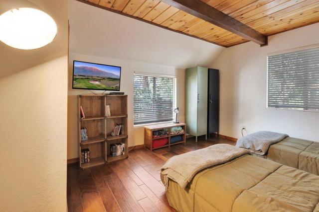 26785 Crestview Drive, Idyllwild CA: https://media.crmls.org/mediaz/ce993210-079e-4115-bc40-c97d96ffd9da.jpg