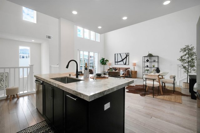 45039 Insight St, Fremont CA: https://media.crmls.org/mediaz/ce997100-930f-46ed-89ad-1469408de33e.jpg