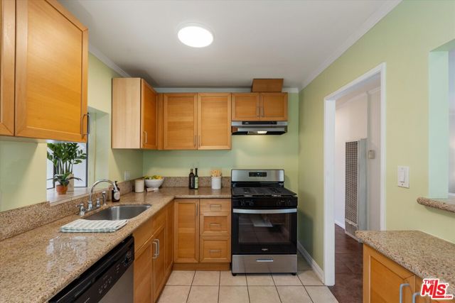 3004 Thatcher Avenue photo 4
