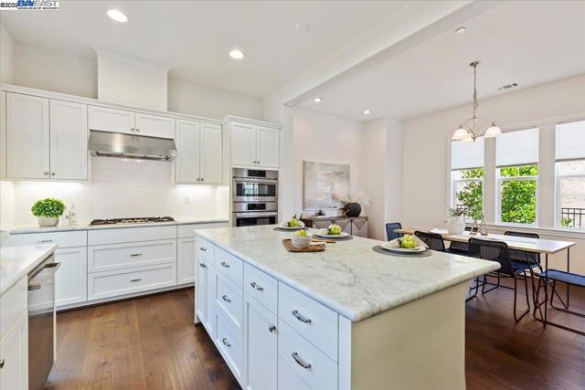 4369 Table Mountain Rd, Dublin CA: https://media.crmls.org/mediaz/ce9afdcb-9339-44d4-8e61-65889157b0fb.jpg