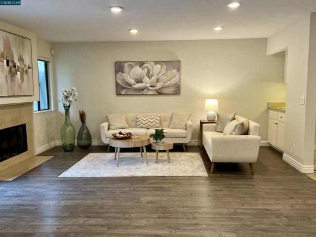 5239 Riverdale Ct., Pleasanton CA: https://media.crmls.org/mediaz/ce9c65d0-c074-4da8-a07e-7fa84b7160a7.jpg