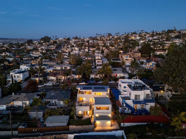 4563 Point Loma Ave, San Diego CA: https://media.crmls.org/mediaz/ce9d40ae-8c07-4772-a48d-8a294c508be5.jpg
