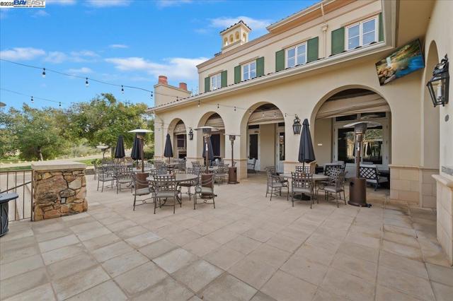 2434 Pomino Way, Pleasanton CA: https://media.crmls.org/mediaz/ce9ddcaa-889c-4968-a235-c0fa7a765f26.jpg