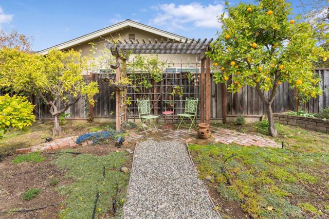 Image 30 of 44 For 20304 Carol Lane