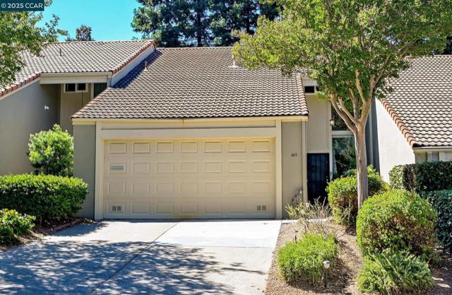 407 Tampico, Walnut Creek CA: https://media.crmls.org/mediaz/ce9f0d98-78e3-49db-a764-645cfecf5483.jpg