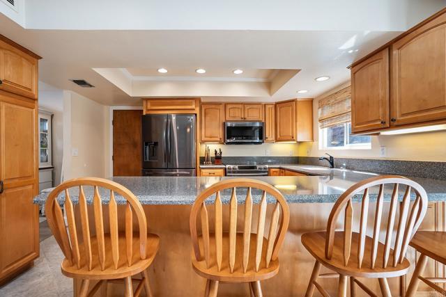 Detail Gallery Image 20 of 54 For 1668 Avenida Cherylita, El Cajon,  CA 92020 - 4 Beds | 2/1 Baths