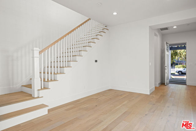 Drew Fenton | 744 Almar Avenue Pacific Palisades CA | MLS: 7446010 Drew Fenton | 744 Almar Avenue Pacific Palisades CA | MLS: 7446010