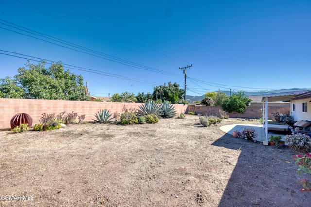 560 Randy Drive, Newbury Park CA: https://media.crmls.org/mediaz/cea17344-082e-4a04-8a96-2f8731402d92.jpg