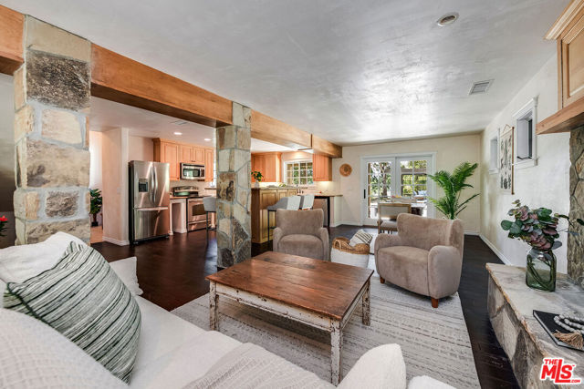 3333 & 3349 Long Valley Road, Santa Ynez CA: https://media.crmls.org/mediaz/cea204f5-eb37-4c68-9455-336020aa639e.jpg