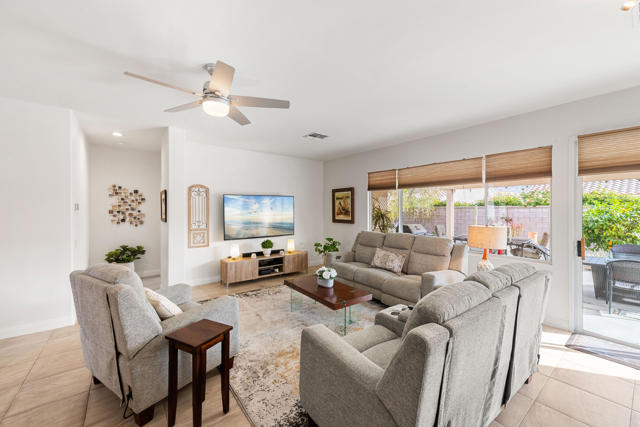 Image 7 of 51 For 35846 Palomino Way