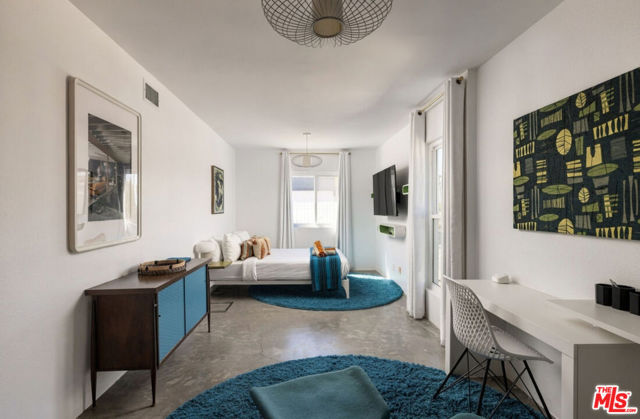2256 N Victoria Road, Palm Springs, CA 92262