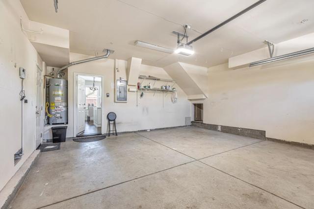 5889 Woodrose Way, Livermore CA: https://media.crmls.org/mediaz/cea31b0b-c7cf-4152-9220-0b9634584726.jpg