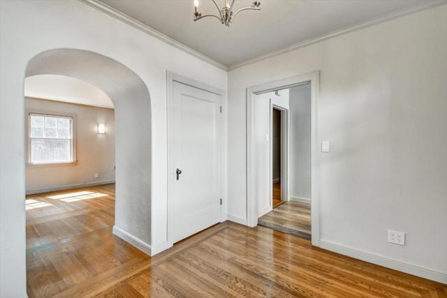 1137 Capuchino Avenue, Burlingame CA: https://media.crmls.org/mediaz/cea35293-026c-4460-928a-5977729e4f22.jpg