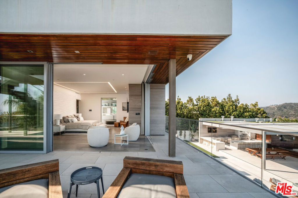 MLS #25575239 img 44