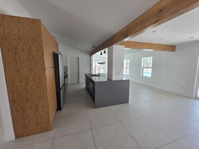 1800 E Joyce Drive Drive, Palm Springs CA: https://media.crmls.org/mediaz/cea450c7-c138-4296-a89b-fcbf2daf7305.jpg
