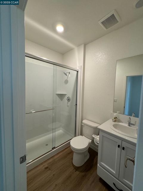 4786 Cantrell Dr, Folsom CA: https://media.crmls.org/mediaz/cea468b5-aa26-4b1c-b78f-1ad9e700653b.jpg