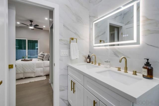 3122 Newell St, San Diego CA: https://media.crmls.org/mediaz/cea47f8c-4370-40b0-9b25-e3901cd4f881.jpg