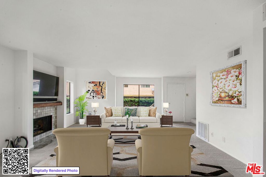 849 E Victoria Street #811