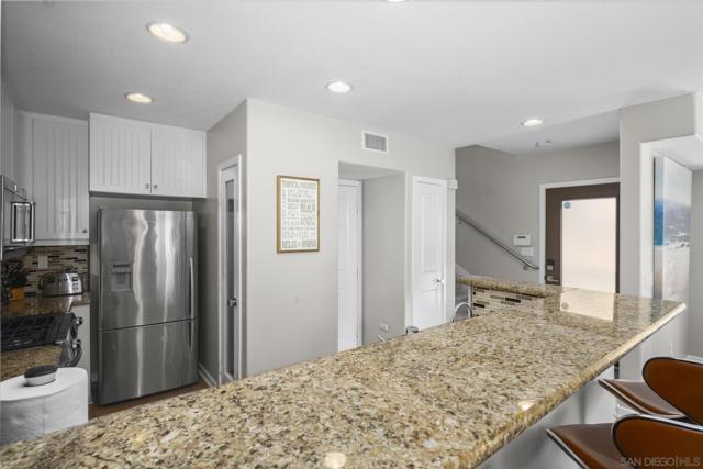 735 Jersey Court, San Diego CA: https://media.crmls.org/mediaz/cea6a3eb-4278-472b-9f50-66b75b82b89c.jpg