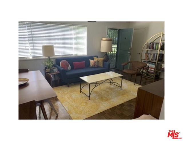5135 Village, Los Angeles CA: https://media.crmls.org/mediaz/cea778a2-a19d-4ba9-b985-2db526475b7a.jpg