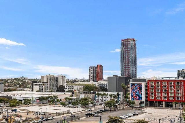 Image 19 of 24 For 1080 Park Boulevard 607