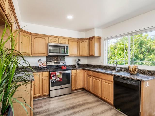 1051 Woodminster Drive, San Jose CA: https://media.crmls.org/mediaz/ceaa6363-3c1b-4c42-bdcc-7ee5de457549.jpg