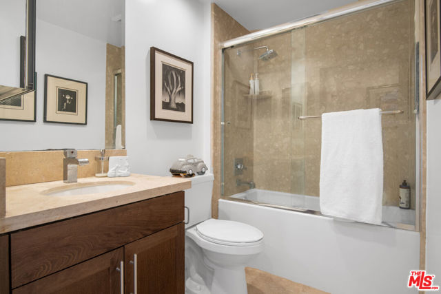 2nd Ensuite Bath
