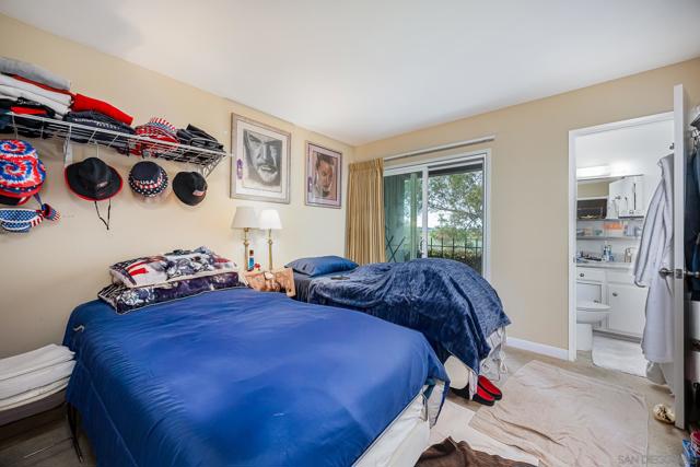 3839 Vista Campana S, Oceanside CA: https://media.crmls.org/mediaz/ceab6f7e-1f60-4e48-8159-f664ac470d6b.jpg