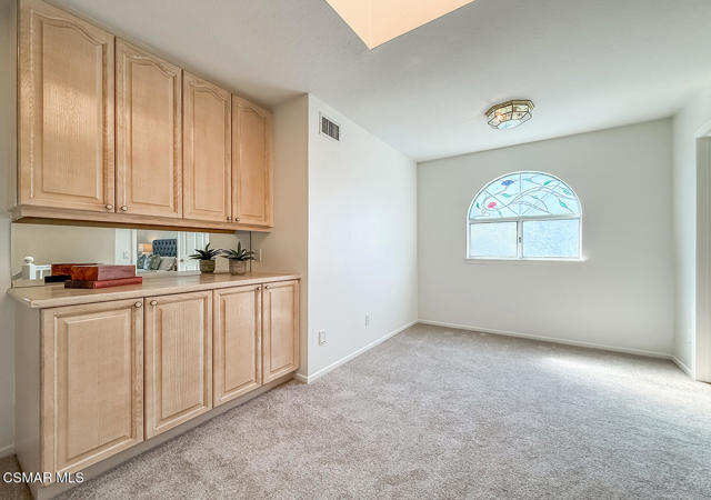 1768 Fox Springs Circle, Newbury Park CA: https://media.crmls.org/mediaz/ceac846c-35eb-4123-8566-d58c7fe7b5ab.jpg