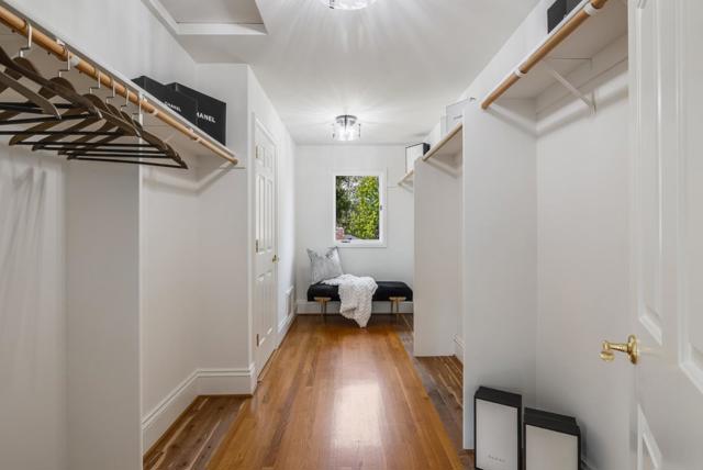 733 Northampton Drive, Palo Alto CA: https://media.crmls.org/mediaz/ceace067-8e3d-40eb-bee4-18a37e8fbde1.jpg