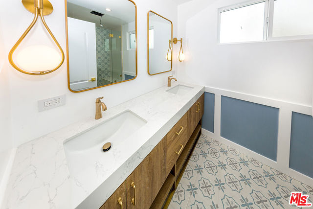 1441 Livonia Avenue, Los Angeles CA: https://media.crmls.org/mediaz/cead2bf1-46d6-4084-ae92-f1f88785f1ea.jpg