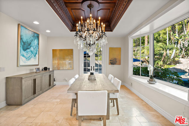 2428 Oak Canyon Place, Escondido CA: https://media.crmls.org/mediaz/ceaf6dbb-6589-4f91-ae80-abbd8431ed8e.jpg