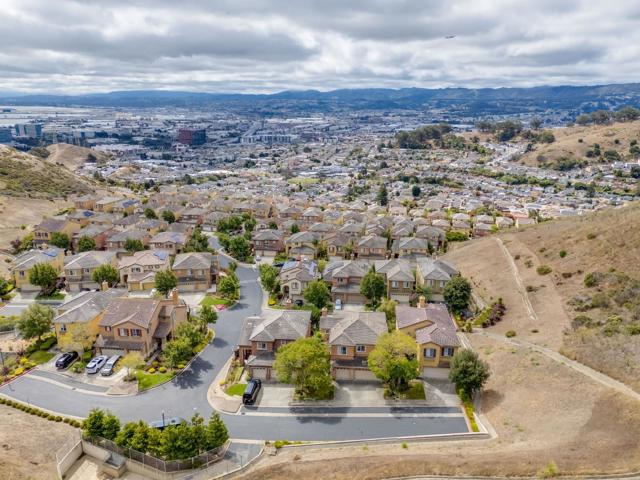 23 Pinnacle Street, South San Francisco CA: https://media.crmls.org/mediaz/ceaf8799-d9dc-4b67-b1d0-69e8fa23bed2.jpg