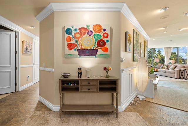 2500 6th Ave, San Diego CA: https://media.crmls.org/mediaz/ceb04a73-f564-4e4e-87f5-fbda131c1f18.jpg