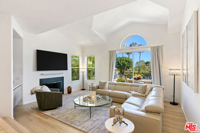 Drew Fenton | 6481 Zuma View Place Malibu CA | MLS: 7321730