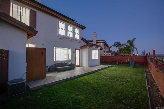 1438 Dolphin Court, San Marcos CA: https://media.crmls.org/mediaz/ceb15a37-259a-41d9-8b81-b5db58cf68e5.jpg