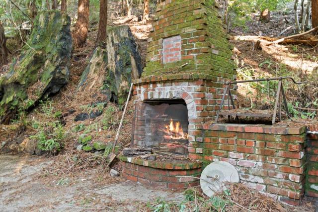 23185 Old Santa Cruz Highway, Los Gatos CA: https://media.crmls.org/mediaz/ceb1c369-0fe6-4964-aedf-7303281ec491.jpg