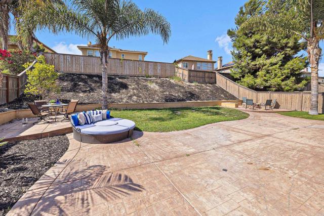 Detail Gallery Image 27 of 31 For 1924 Crossroads St, Chula Vista,  CA 91915 - 5 Beds | 4 Baths