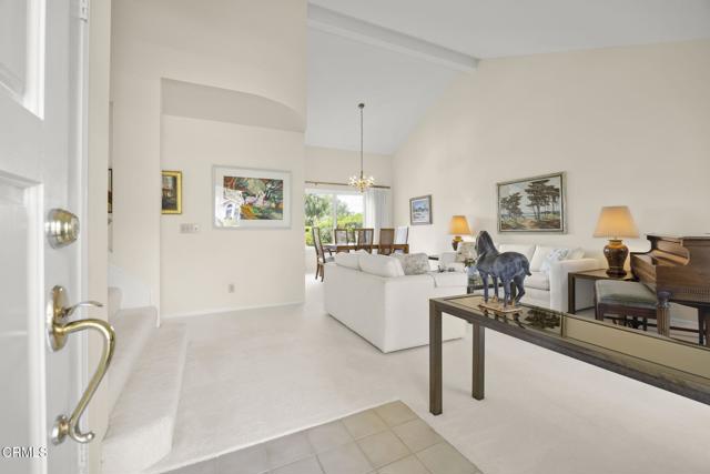 Detail Gallery Image 5 of 39 For 2467 Ridgebrook Pl, Thousand Oaks,  CA 91362 - 3 Beds | 2/1 Baths