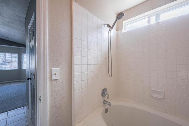 890 Sloat Drive, Salinas CA: https://media.crmls.org/mediaz/ceb26f9d-70c6-4b16-b73f-e92b302c3b7a.jpg