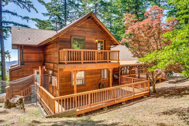 12338 First Fork Road, Los Gatos CA: https://media.crmls.org/mediaz/ceb648f0-d7d4-4288-ad63-96b2fb53817f.jpg