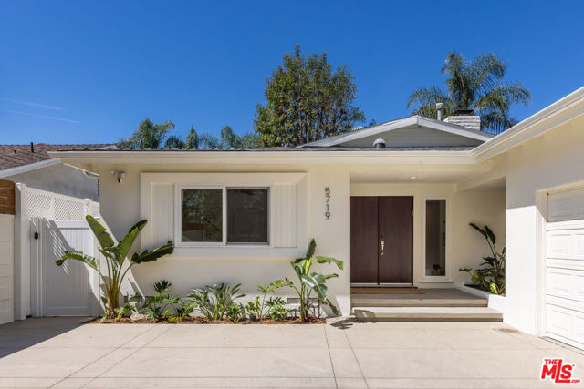 5719 Rhodes Avenue photo 4