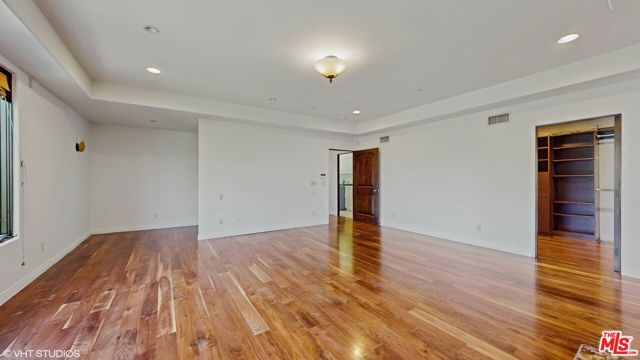 3311 Deronda Drive, Los Angeles CA: https://media.crmls.org/mediaz/ceb68ced-f57d-42ad-8edc-d2affccceccc.jpg