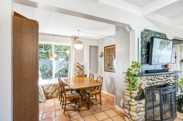 1171 Presidio Boulevard, Pacific Grove CA: https://media.crmls.org/mediaz/ceb73569-fabe-459c-9f21-975f43f96cb2.jpg