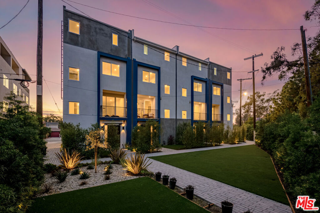 5853 Westside Crossing Lane — Modern