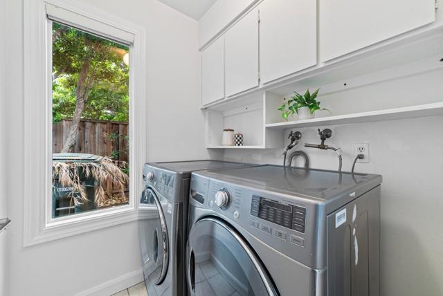 707 Santa Cruz Lane, Foster City CA: https://media.crmls.org/mediaz/ceb80fec-54ec-4285-9241-784c70b3569e.jpg