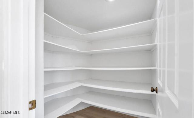 2568 Picadilly Circle, Thousand Oaks CA: https://media.crmls.org/mediaz/ceb86529-4eee-4c9e-a2a2-8d9a0e533b89.jpg