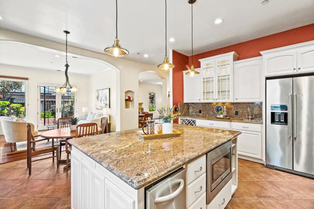 34150 Cartwright Place, Fremont CA: https://media.crmls.org/mediaz/ceb8f946-b591-43e7-a08b-cb324deb95eb.jpg