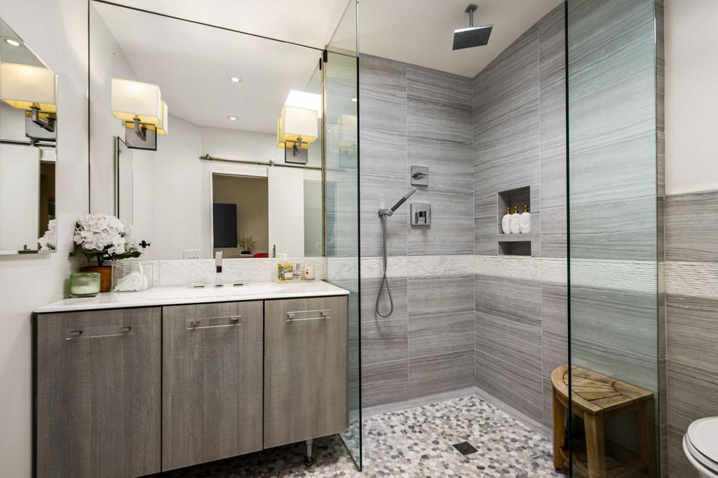 MLS #219141756DA image #29